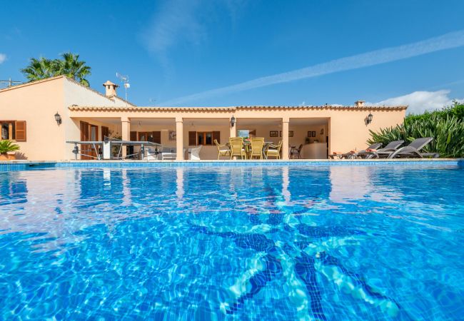 Casa vacacional con piscina privada en Pollensa, Mallorca